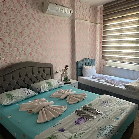 Parkotel Alojamento de Acomodação e Pequeno-almoço Turgutlu